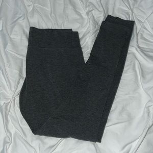 Grey Aerie legging